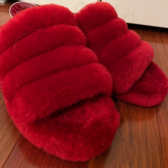 UGG Red Fuzzy Slippers - Picture 1 of 3